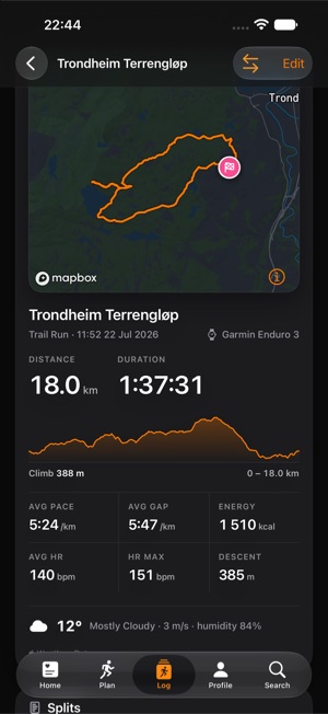 An 18 km trail run: the route on a map, distance and duration, the elevation profile, average pace next to average grade-adjusted pace, energy, average and max heart rate, descent, and the weather at the start.